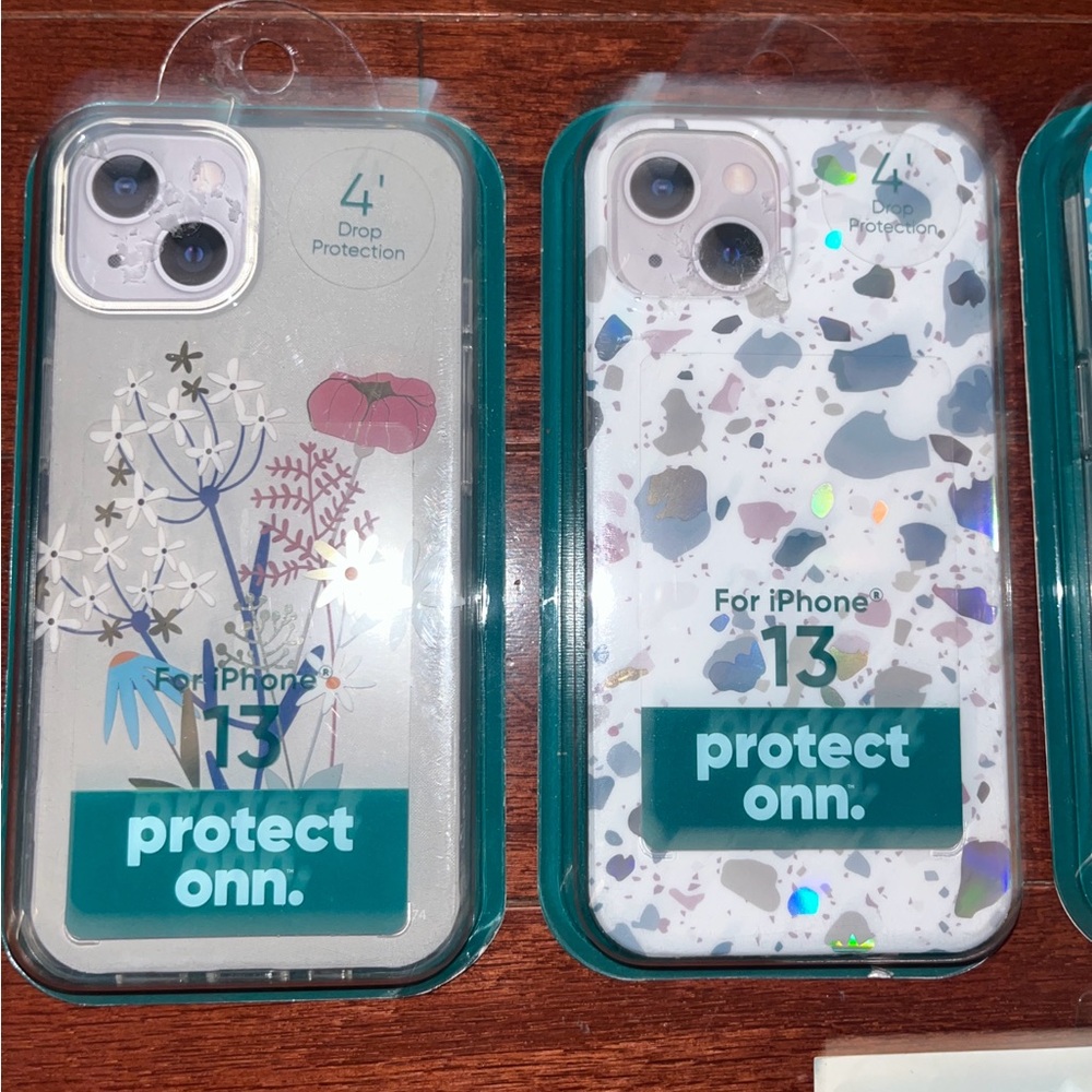 NWT- BUNDLE OF iPhone 13 Cases - Picture 2 of 9